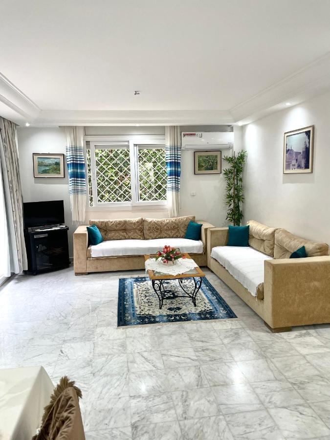 Etage De Villa Avec Jardin, Pres De L'Aireport Et Parking Prive Arjána Kültér fotó