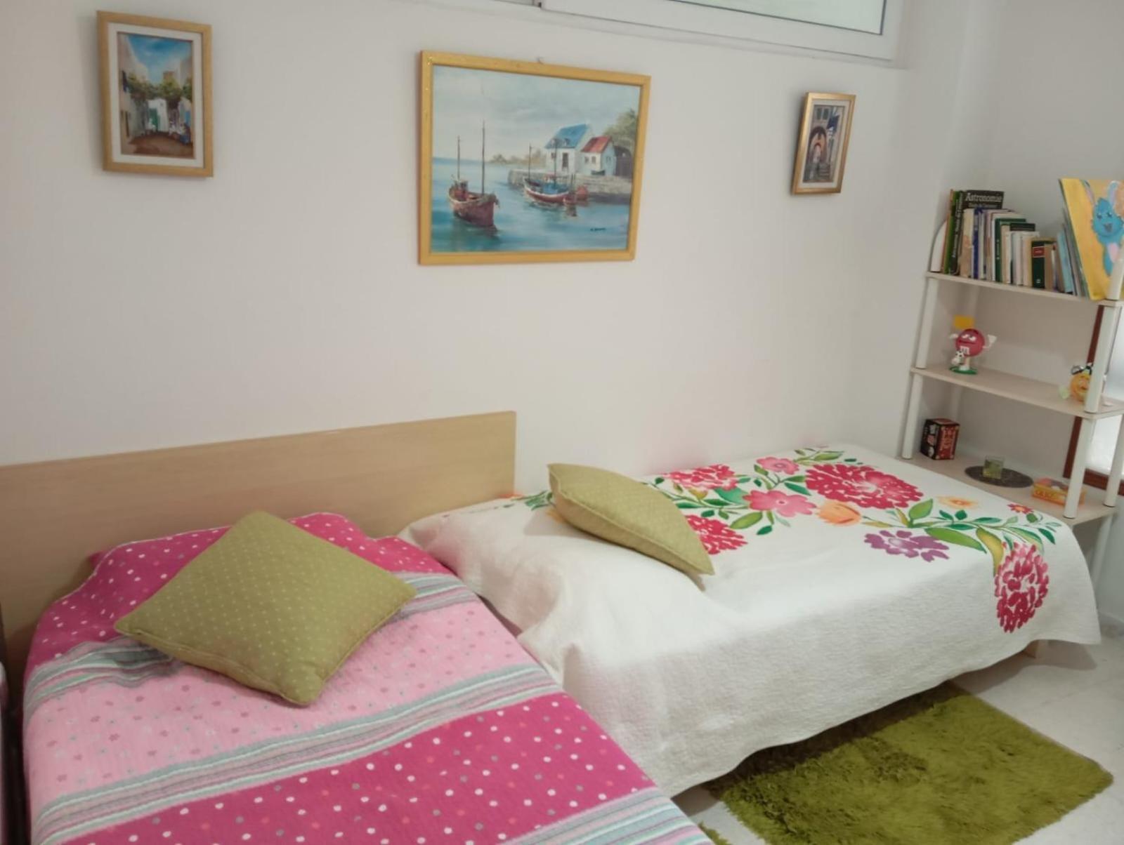 Etage De Villa Avec Jardin, Pres De L'Aireport Et Parking Prive Arjána Kültér fotó